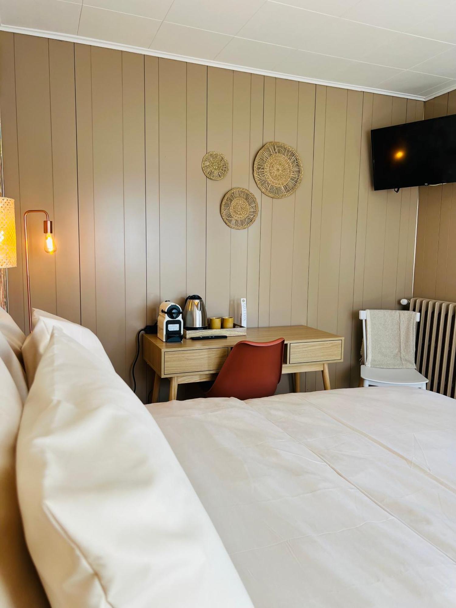 Motel Les Broussailles Mesves-sur-Loire Dış mekan fotoğraf