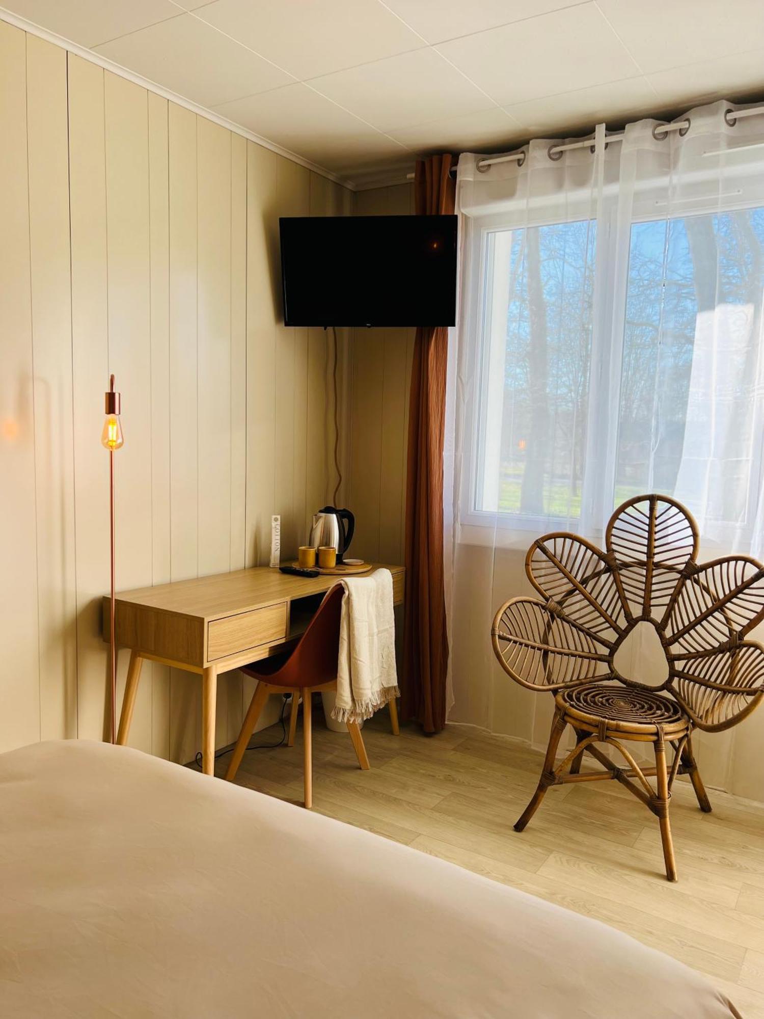 Motel Les Broussailles Mesves-sur-Loire Dış mekan fotoğraf