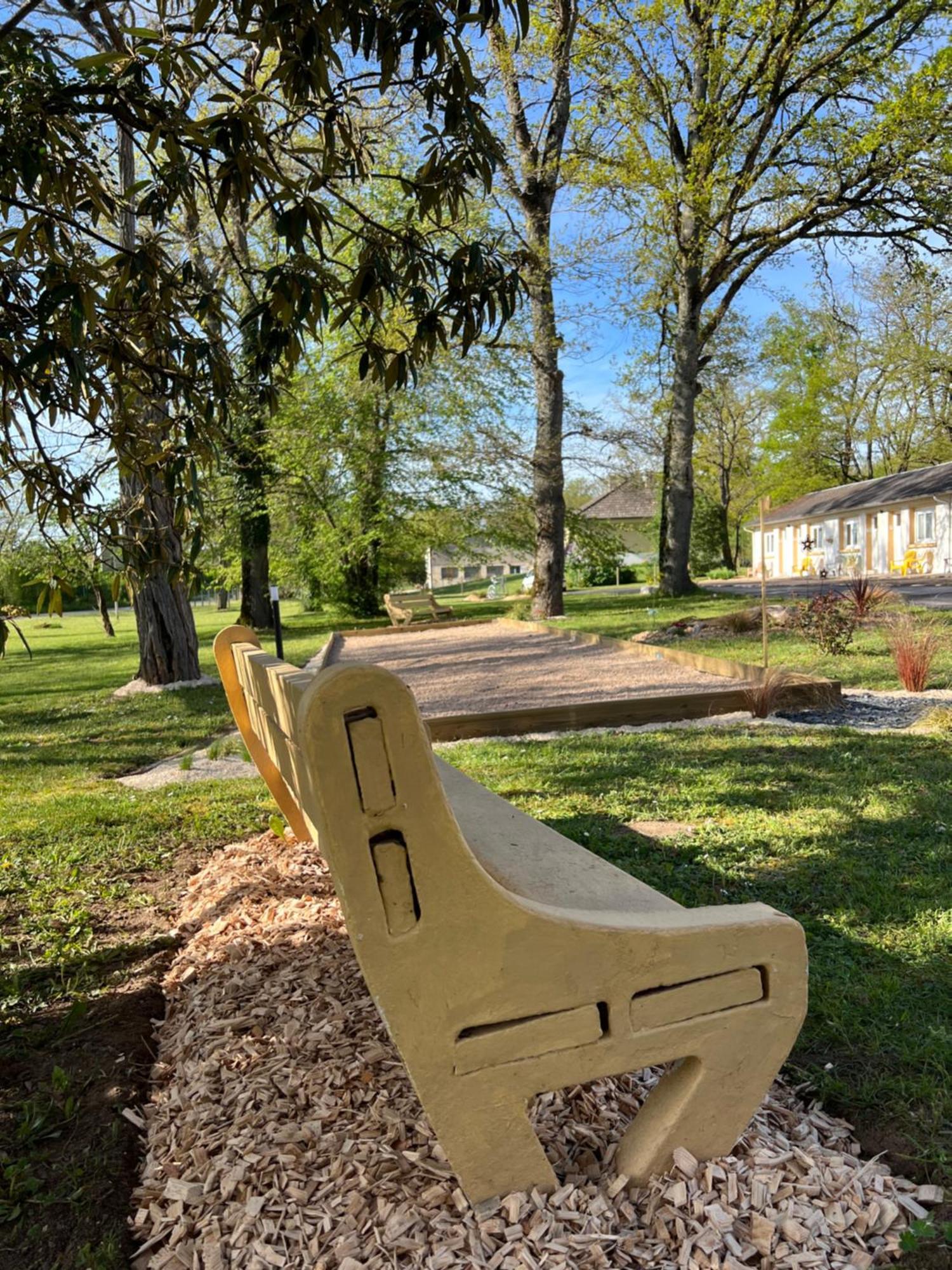 Motel Les Broussailles Mesves-sur-Loire Dış mekan fotoğraf