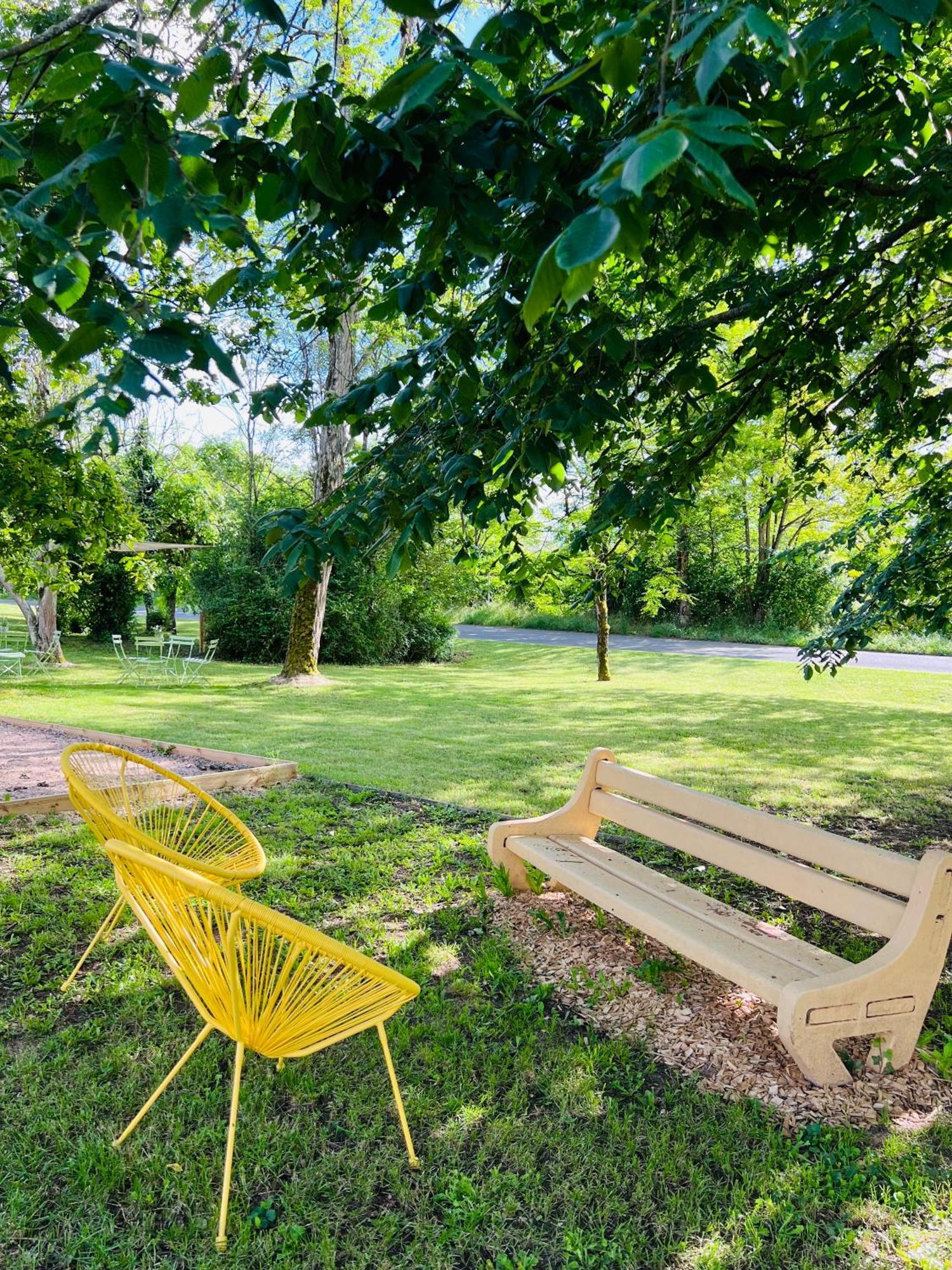 Motel Les Broussailles Mesves-sur-Loire Dış mekan fotoğraf
