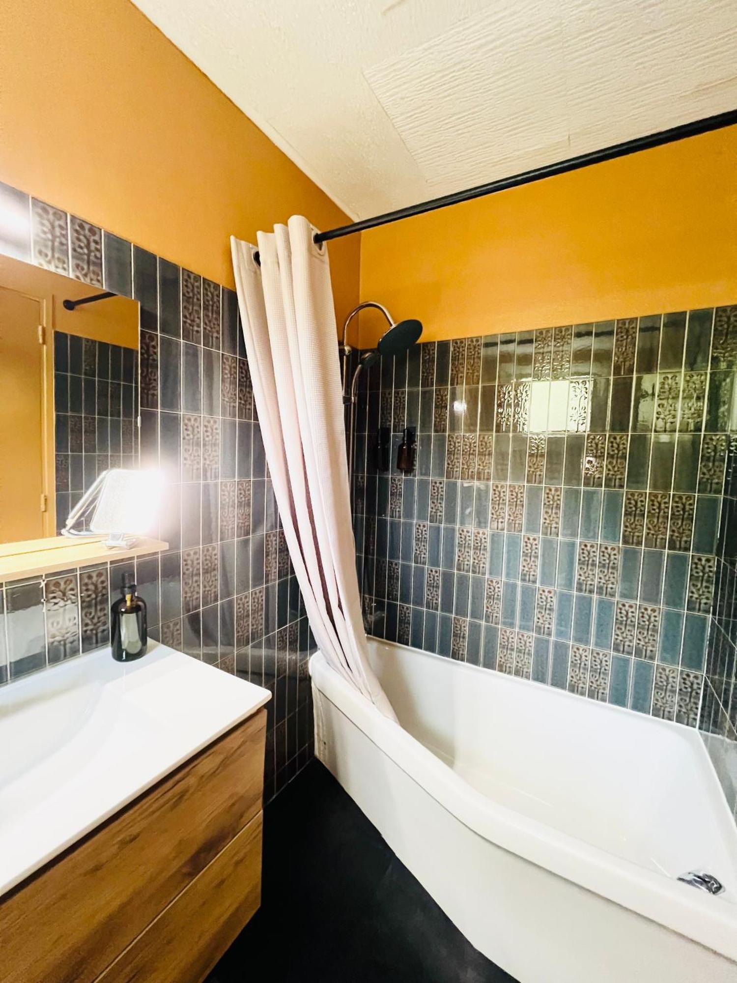 Motel Les Broussailles Mesves-sur-Loire Dış mekan fotoğraf